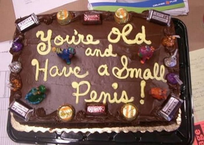 worst_birthday_cakes_ever_03.jpg